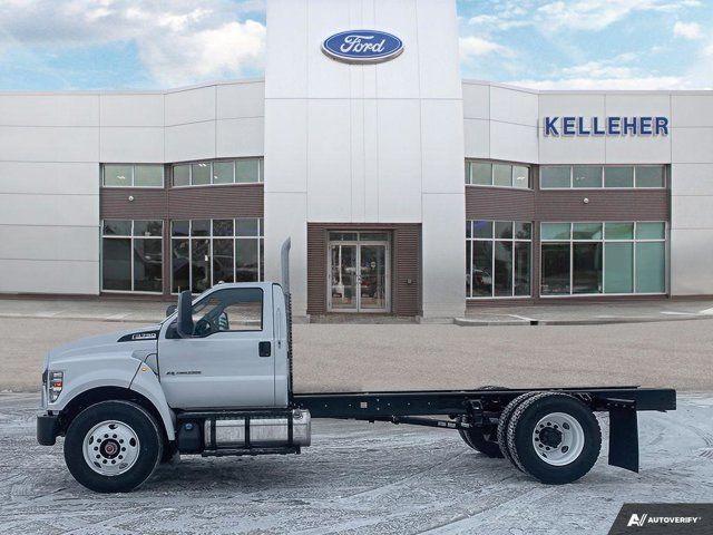  2025 Ford F-750 in Cars & Trucks in Brandon - Image 2