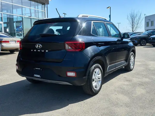 2023 Hyundai Venue Preferred | Lane Keep Assist | Backup Cam in Cars & Trucks in Edmonton - Image 6