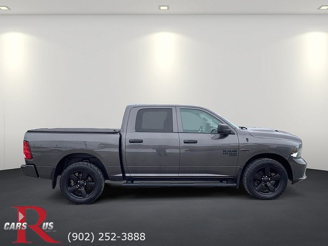 2019 Ram 1500 Classic 4x4 ST 4dr Crew Cab 5.5 ft. SB Pickup in Cars & Trucks in Bedford - Image 4