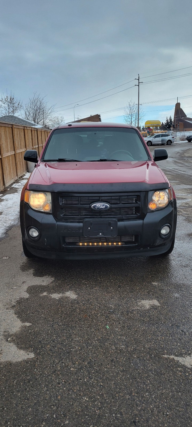 2012 Ford Escape XLT in Cars & Trucks in Calgary