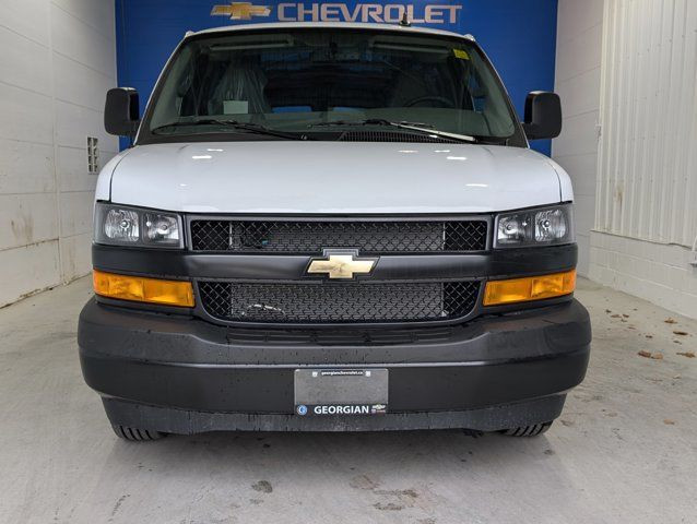 2024 Chevrolet Express Cargo Van - Power/Driver Convenience Pkg in Cars & Trucks in Barrie - Image 4