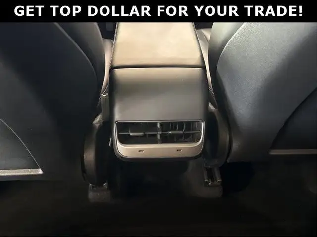 2021 Tesla Model Y Long Range in Cars & Trucks in Markham / York Region - Image 30