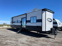 2024 Forest River Cherokee 39 TN! Quad Bunks! $53995!