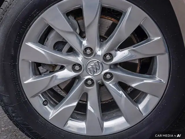 2017 Buick Envision Essence | Low KMS | Accident Free dans Autos et camions dans Région de Windsor - Image 7