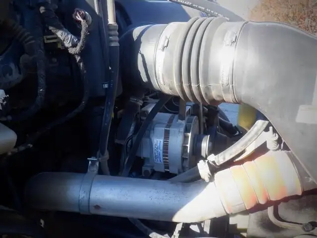 2006 ford F-650 Vacuum Truck 2WD Diesel in Heavy Trucks in Richmond - Image 41