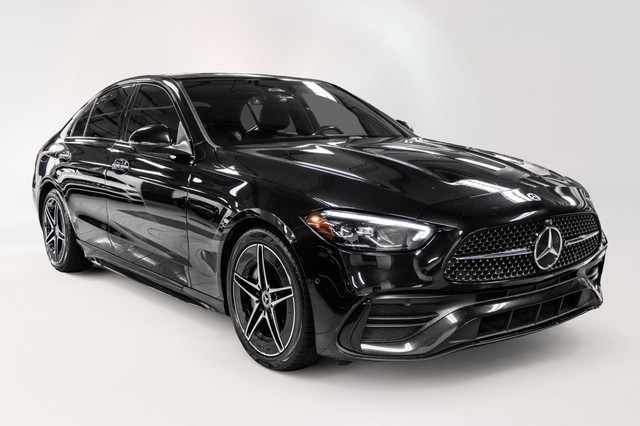 2023 Mercedes-Benz C300 4MATIC Sedan | Premium | Night | Carplay in Cars & Trucks in City of Montréal - Image 4
