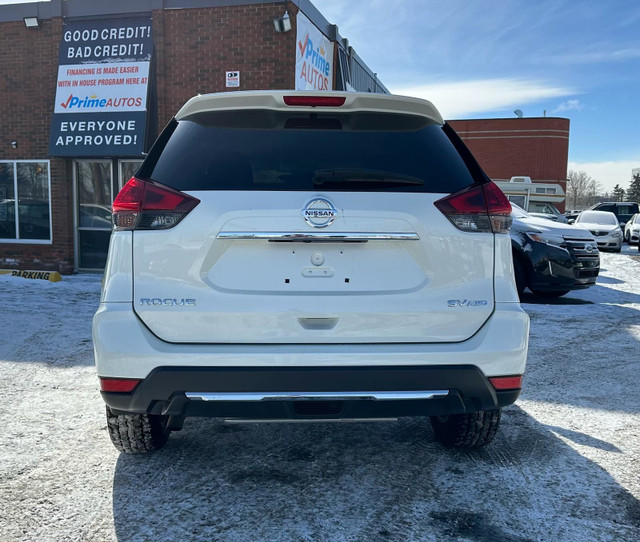 2019 Nissan Rogue SV in Cars & Trucks in Calgary - Image 4