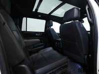 2022 Chevrolet Suburban LT 4WD DURAMAX Diesel 3.0, Summit White on black Leather, Second Row Bucket... (image 8)