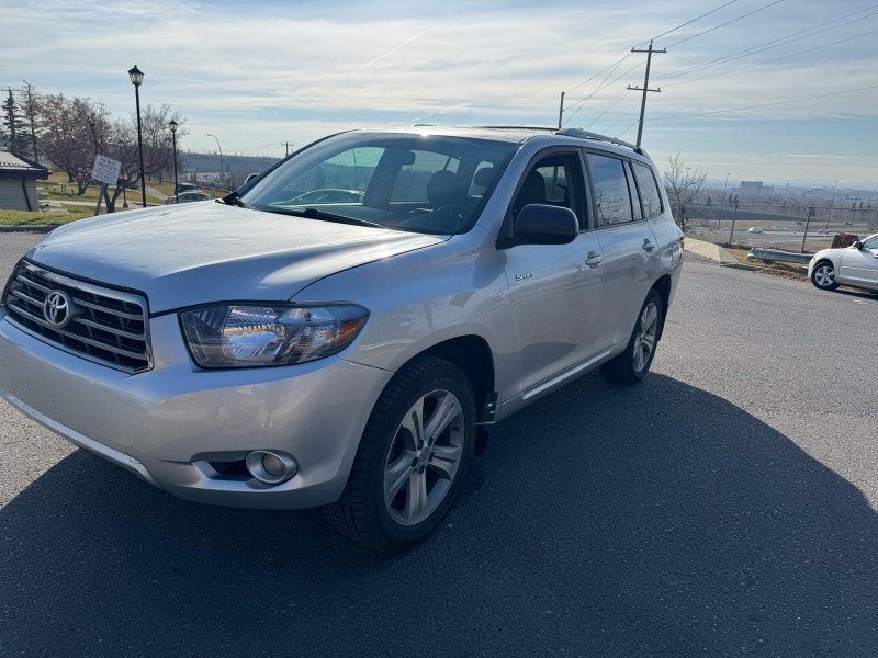 2010 Toyota Highlander | Cars & Trucks | Calgary | Kijiji Classifieds