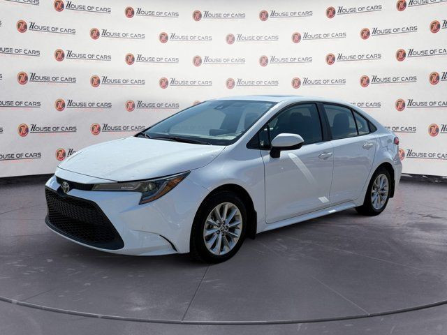 2022 Toyota Corolla LE in Cars & Trucks in Calgary