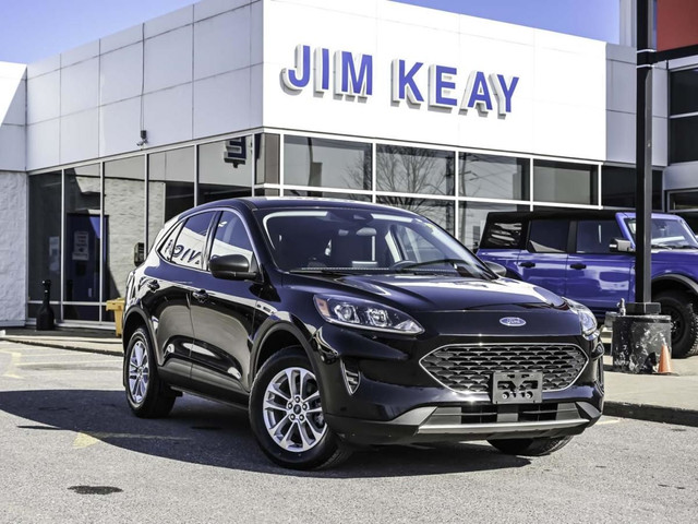 2022 Ford Escape Hybrid Se Hybrid in Cars & Trucks in Ottawa
