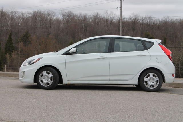 2013 Hyundai Accent GLS in Cars & Trucks in Oakville / Halton Region - Image 3