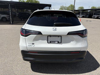 Come see this 2024 Honda HR-V LX-B AWD | JUST ARRIVED while we still have it in stock! *This Honda H... (image 6)