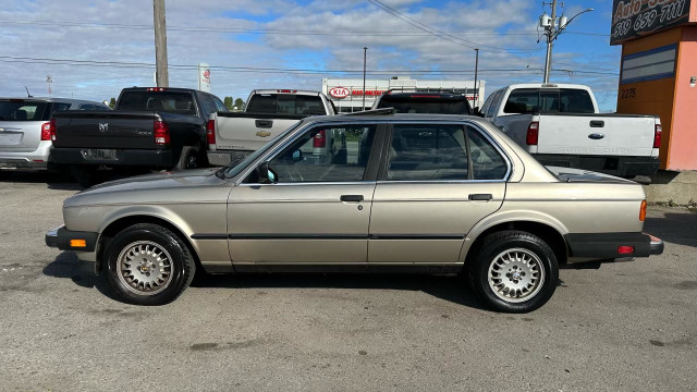 1985 BMW 318 *SEDAN*E30*MANUAL*VERY CLEAN*RUST FREE*RARE* in Cars & Trucks in London - Image 2