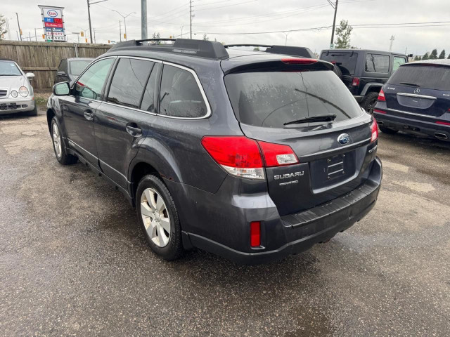 2011 Subaru Outback RUNS AND DRIVES WELL, AWD, AS IS in Cars & Trucks in London - Image 3