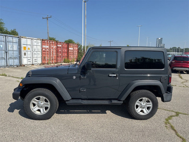 2017 Jeep Wrangler Sport - Cruise Control - Removable Top in Cars & Trucks in City of Toronto - Image 2