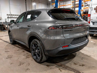 À voir! / Come see it! Tout un VUS! / Very nice SUV! DISPONIBLE POUR LIVRAISON IMMÉDIATE! / AVAILABL... (image 4)