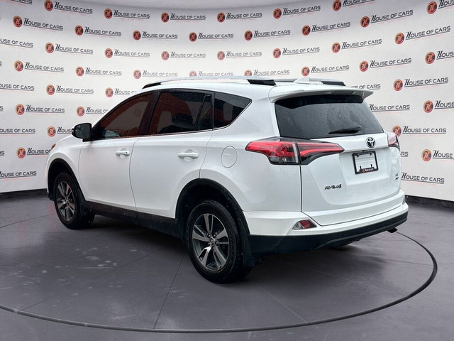 2018 Toyota RAV4 LE in Cars & Trucks in Calgary - Image 4