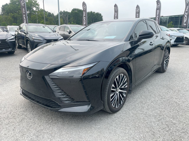 2023 Lexus RZ RZ 450e / Luxe /  Camera / Bluetooth / Cuir / Navi in Cars & Trucks in Laval / North Shore