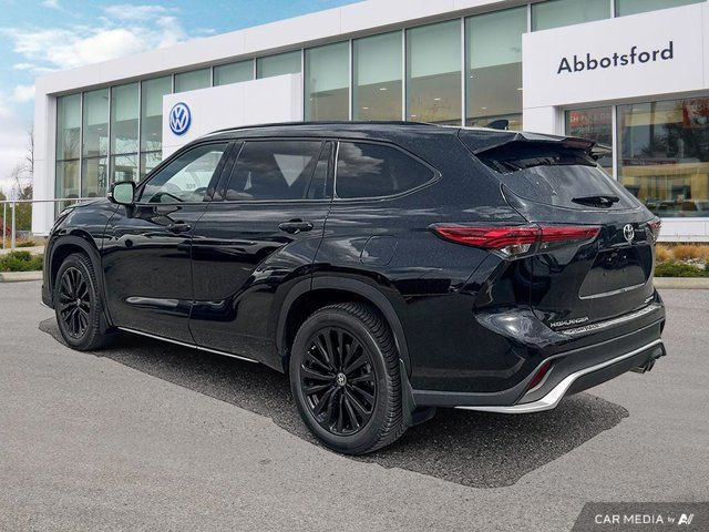 2023 Toyota Highlander in Cars & Trucks in Abbotsford - Image 3