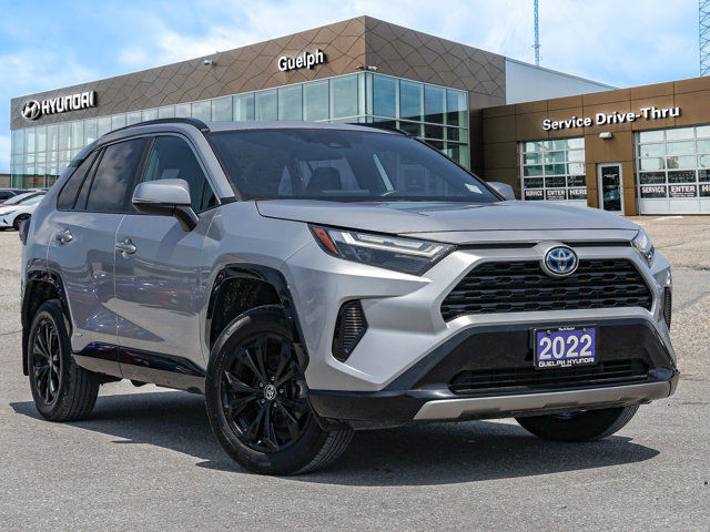 2022 Toyota RAV4 Hybrid SE AWD | Sunroof | Heated Steering in Cars & Trucks in Guelph