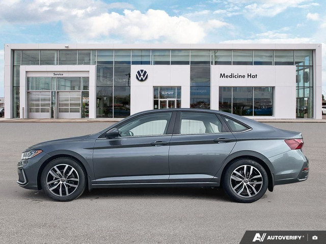 2026 Volkswagen JETTA Comfortline 2026 Volkswagen Jetta – Sleek  in Cars & Trucks in Medicine Hat - Image 4