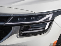 Straightline Kia Packagae: Block Heater, Wheel Locks, $3,000 Security Etch, 1st Oil Change, Professi... (image 9)