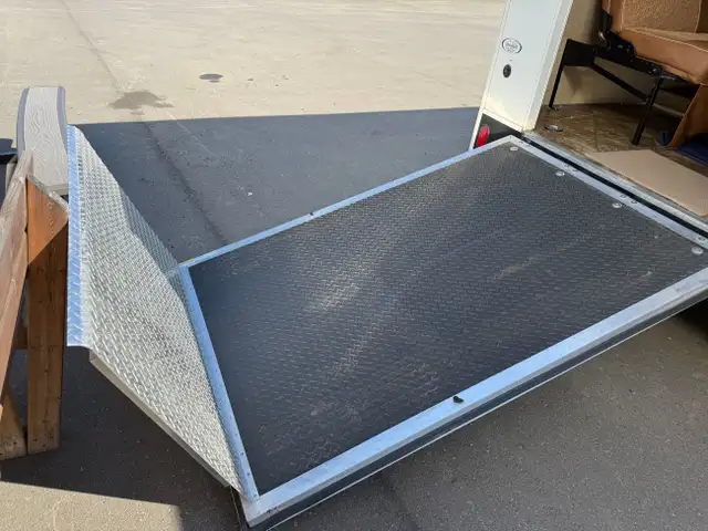 2014 KZ MXT 160 Toy Hauler in Travel Trailers & Campers in St. Albert - Image 5