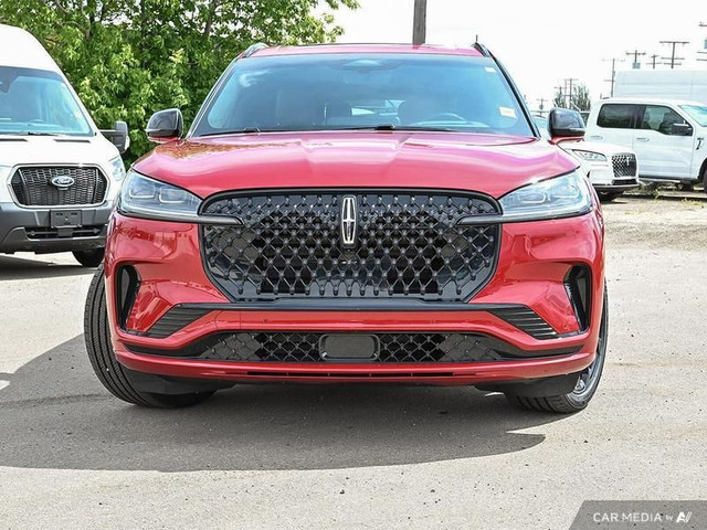 2025 Lincoln Aviator Reserve in Cars & Trucks in Edmonton - Image 2