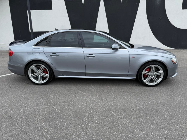 2015 Audi A4 2.0T Progressiv plus 2015 Audi a4 S line 6 speed... in Cars & Trucks in City of Toronto - Image 3