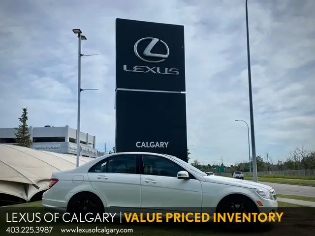 2010 Mercedes-Benz C-Class in Cars & Trucks in Calgary - Image 3