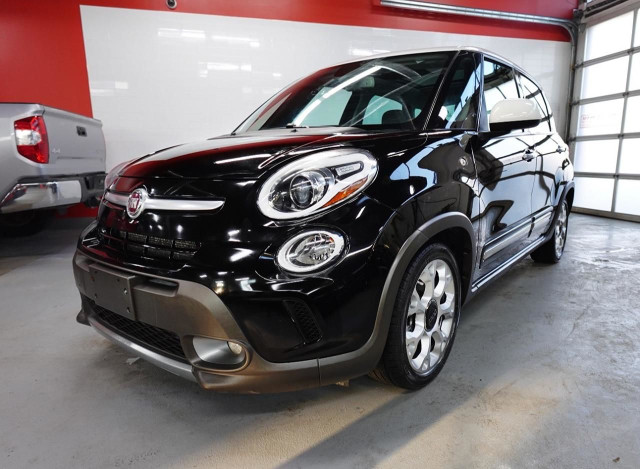 2014 Fiat 500L WELL MAINTAIN,PANO ROOF,NO ACCIDENT.TREKKING in Cars & Trucks in City of Toronto - Image 3