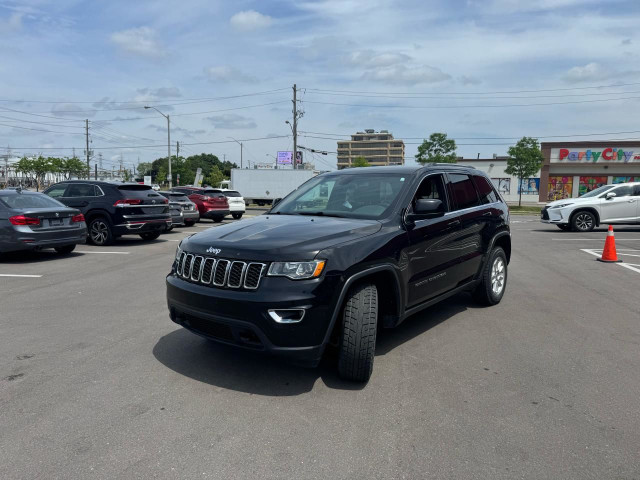 2018 Jeep Grand Cherokee LAERDO 4WD AUTO B/SPOT A/CARPLAY BACKUP in Cars & Trucks in City of Toronto - Image 3