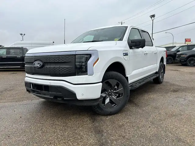 2025 Ford F-150 Lightning Flash | 312A | 4X4 | SuperCrew 145 in Cars & Trucks in Edmonton - Image 3