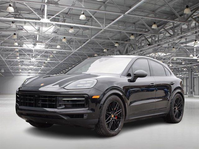 2024 Porsche Cayenne in Cars & Trucks in London