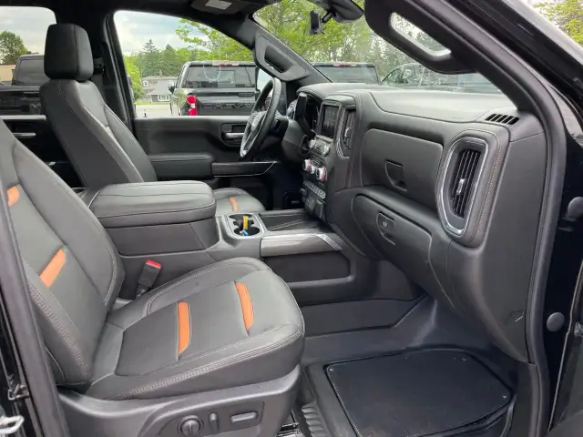 2023 GMC Sierra 2500HD in Cars & Trucks in Oakville / Halton Region - Image 21