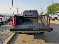 2024 Ford Super Duty F-250 SRW LARIAT 4WD Crew Cab 6.75' Box, 6.7L V8 Diesel, Leather heated/Ventila... (image 3)