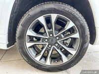 This Jeep Grand Cherokee 4xe boasts a Intercooled Turbo Gas/Electric I-4 2.0 L/122 engine powering t... (image 6)