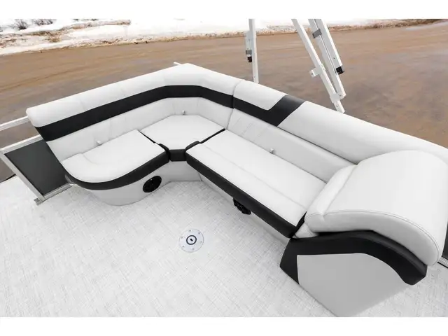 2025 South Bay Pontoons 18 SE CR in Powerboats & Motorboats in Québec City - Image 29