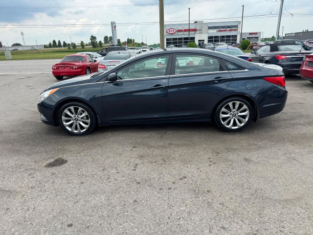 2013 Hyundai Sonata SE, WHEELS, LEATHER, AUTO, LOADED, CERTIFIED in Cars & Trucks in London - Image 2