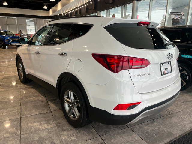 2018 Hyundai Santa Fe Sport 2.4 Premium in Cars & Trucks in Calgary - Image 4