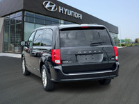 The 2019 Dodge Grand Caravan SXT is a reliable and spacious minivan, ideal for families seeking comf... (image 6)
