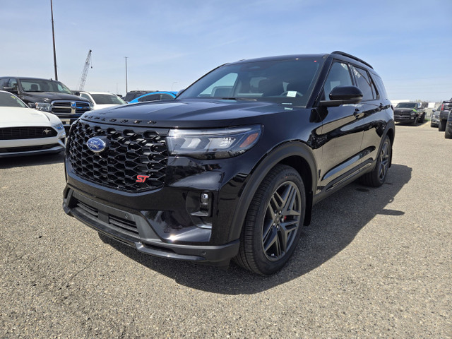 2025 Ford Explorer ST | BLUECRUISE | TRAILER TOW PKG | REMOTE ST in Cars & Trucks in Calgary - Image 3