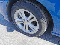 • Power_Steering • Power_Brakes • Power_Windows • Power_Seat • Power_Mirrors • Power_Locks • Power_S... (image 8)