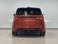 Le Land Rover Range Rover Sport V8 Supercharged SVR 2022 offre une performance assurée. Son moteur 8... (image 6)