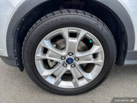 Command attention in this sleek 2015 Ford Escape Titanium. This SUV boasts a powerful turbocharged e... (image 9)
