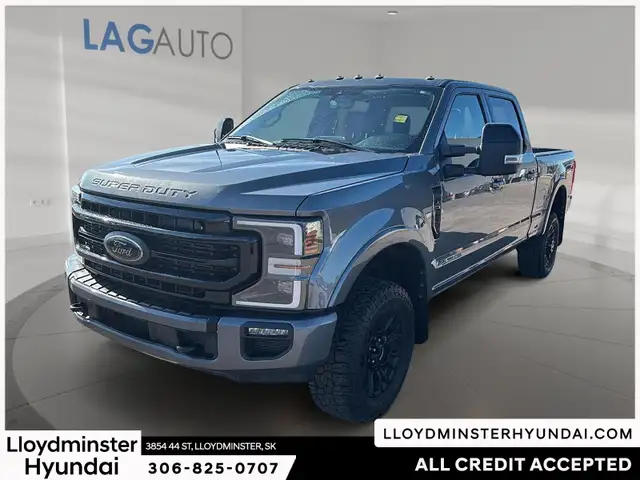 2022 Ford Super Duty F-350 SRW dans Autos et camions dans Lloydminster - Image 2