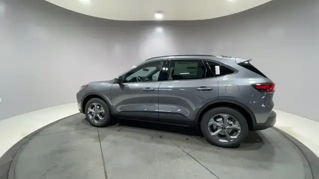 2025 Ford Escape ST-Line - 300A in Cars & Trucks in Strathcona County - Image 7