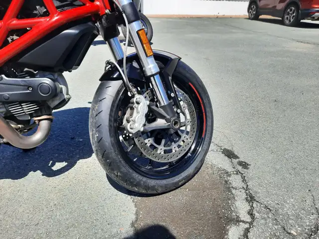 2011 Ducati MONSTER Monster 796 - Diamond Black Silk in Street, Cruisers & Choppers in Bridgewater - Image 5