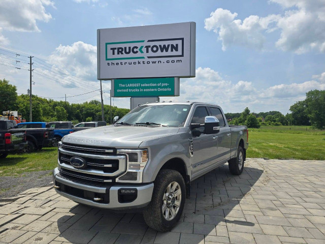 2020 Ford Super Duty F-250 SRW in Cars & Trucks in Ottawa